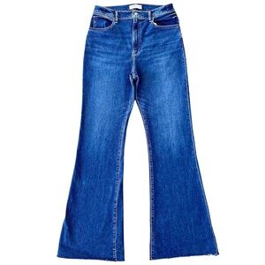 Abercrombie & Fitch Ultra High Rise Flare Jean